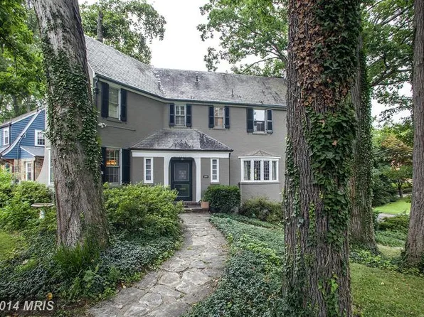 1325 Locust Rd NW, Washington, DC 20012