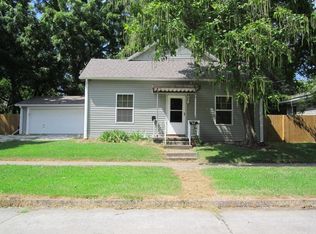 915 E Pacific St, Springfield, MO 65803