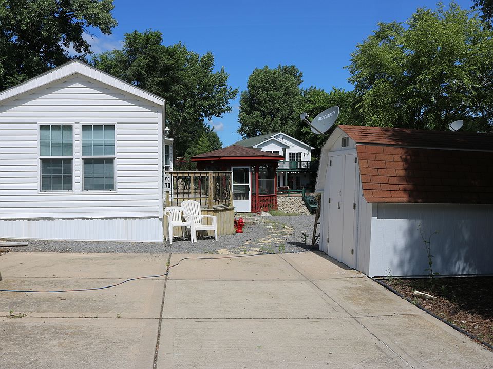 1st image of 70 Fossil Cove Ln