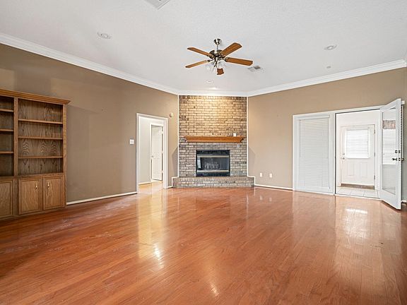 4th image of 16132 Fm 179