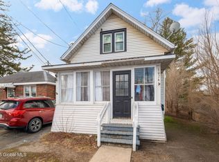 1026 Curry Rd, Schenectady, NY 12306