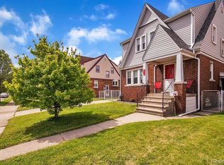 810 Superior Blvd, Wyandotte, MI 48192