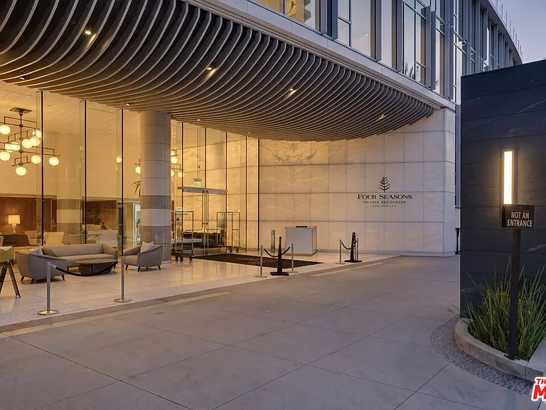 9000 W 3rd St #104 — Photo 31