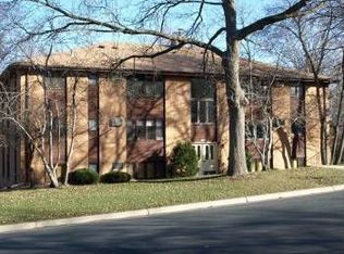 2320 Unity Ave N, Golden Valley, MN 55422