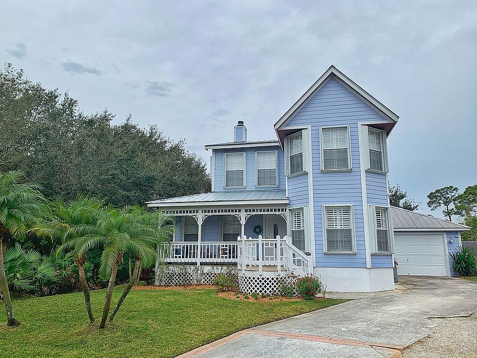 1st image of 1850 NE Victorian Ln