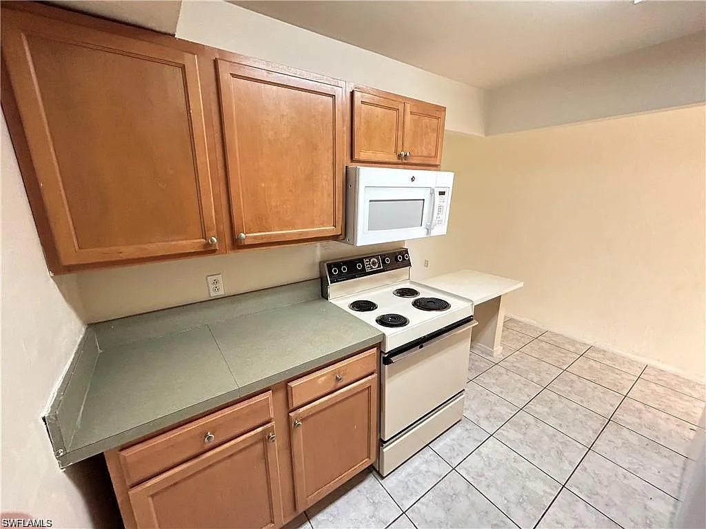 2828 Jackson Street - C7 — Photo 3