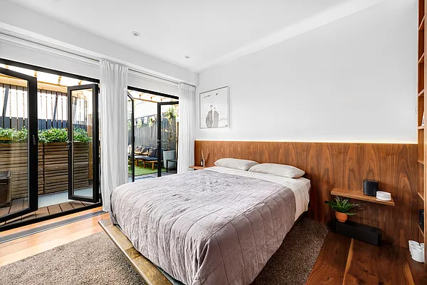 Rented by Compass | media 31