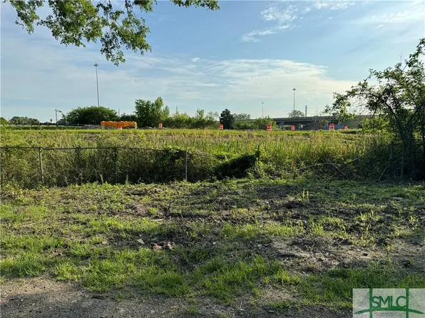 911/913 1st Street, Savannah, GA 31408