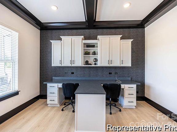 4th image of 1367 Tappan Ave #116P