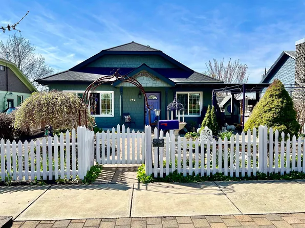 712 3rd St, Lewiston, ID 83501