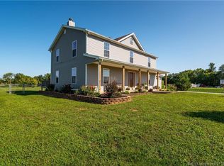 15211 N New Market Rd, Marysville, IN 47141