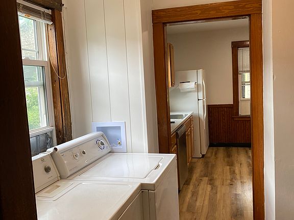 5th image of 4093 Washington St Floor 1