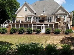 106 Prestwick Dr, Lagrange, GA 30241