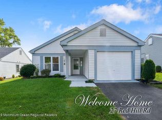 27 Redhill Rd, Manchester, NJ 08759