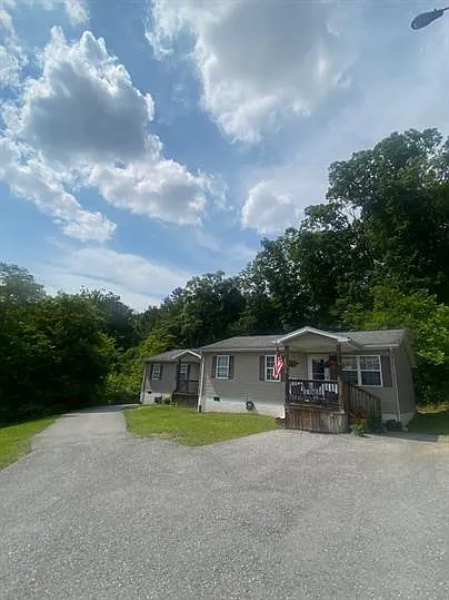 213 Post Rd #1 — Photo 2