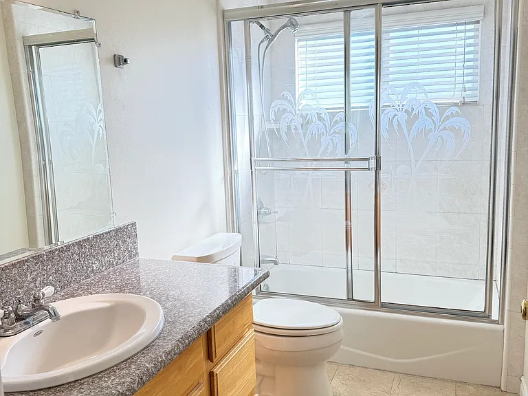 620 N Rural Dr — Photo 13