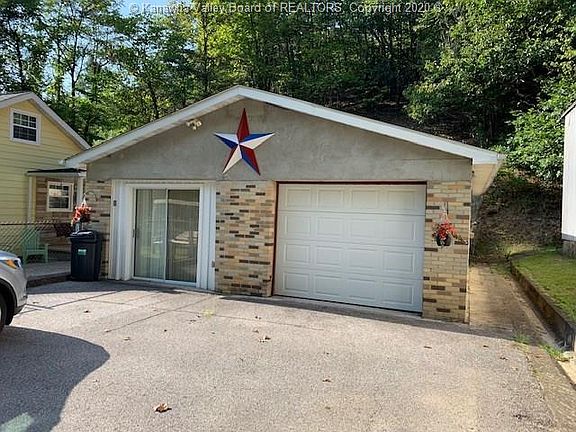 3rd image of 1681 Pittman Ln