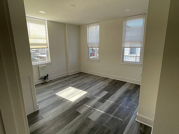 4th image of 2554 S Fairhill St Floor 2