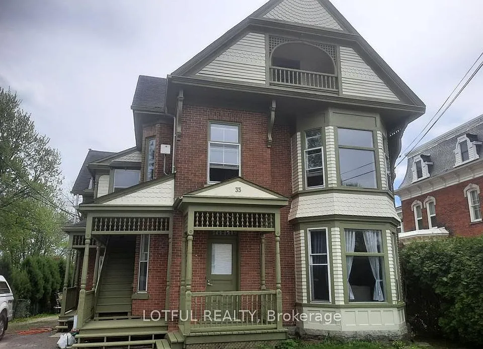 33 Lakeshore Dr #3