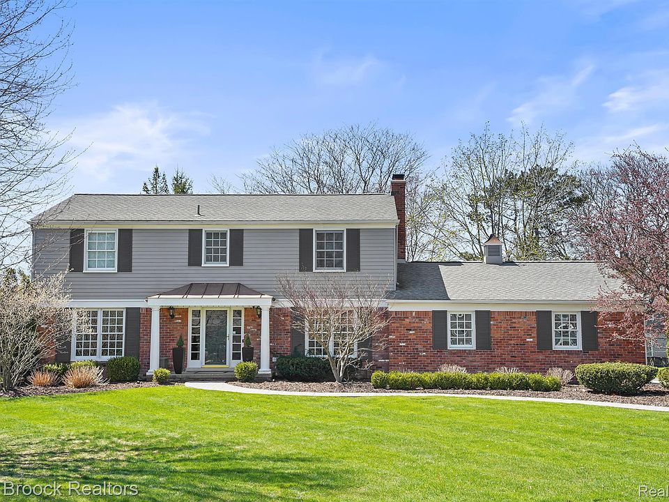 1st image of 31921 Robinhood Dr