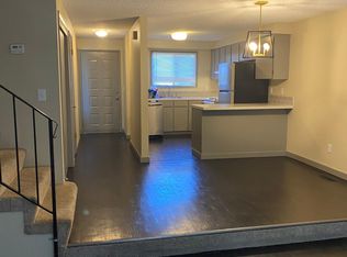 9555 SW Tualatin Rd APT 1, Tualatin, OR 97062