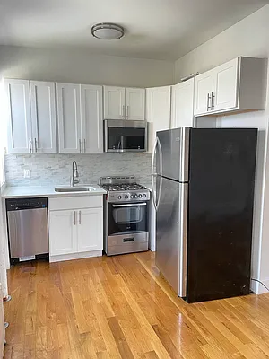 Rented by Lang Realty LLC | media 2