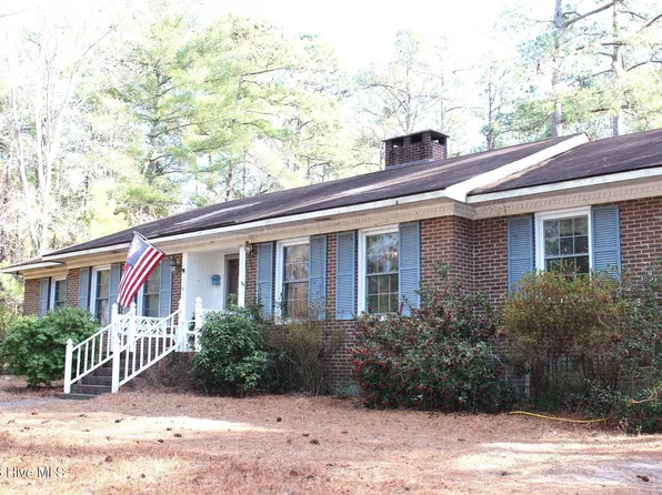 145 Valhalla Road, Southern Pines, NC 28387