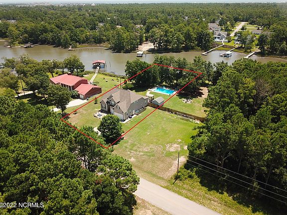 4th image of 306 Ennett Ln