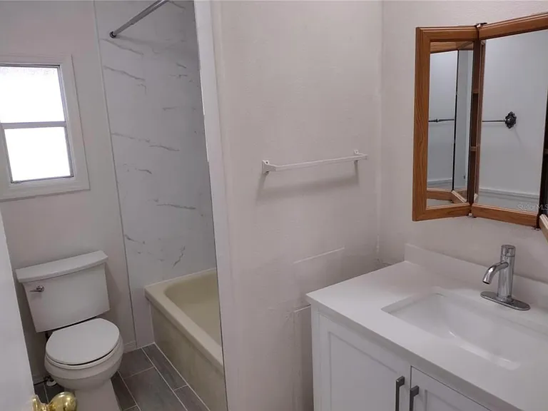 925 Beechwood Ave — Photo 9