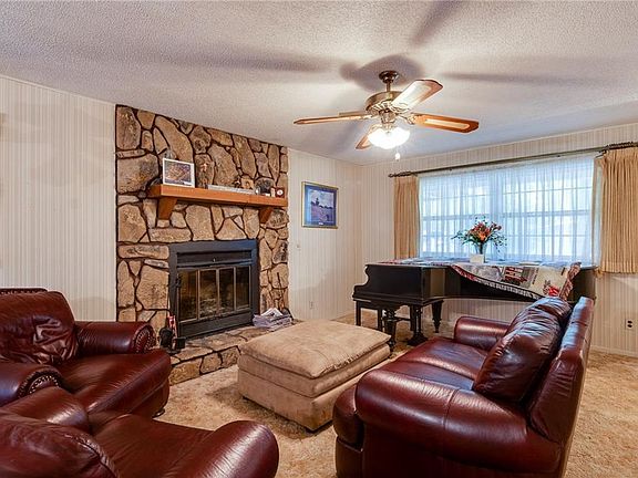 5th image of 3 Evesham Ln