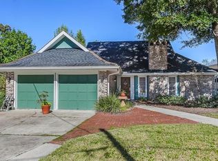 8705 Bocage Pl, River Ridge, LA 70123