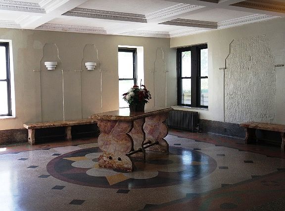 2nd image of 460 Ovington Ave APT 3D