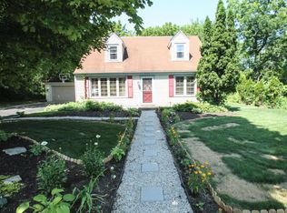 2335 N Brookfield Rd, Brookfield, WI 53045