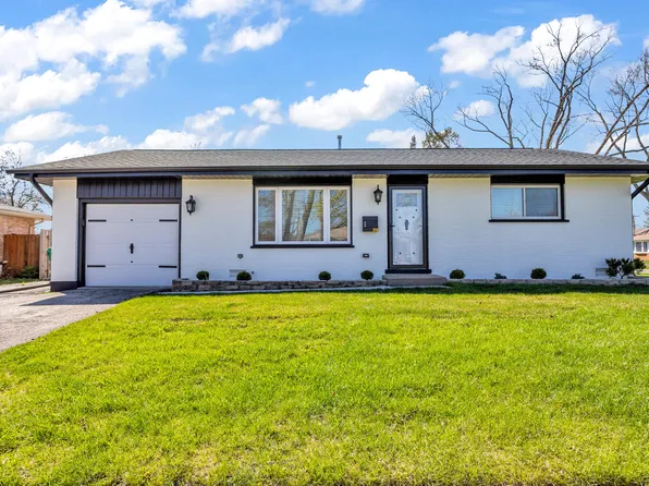 358 Park Ave, Wheeling, IL 60090