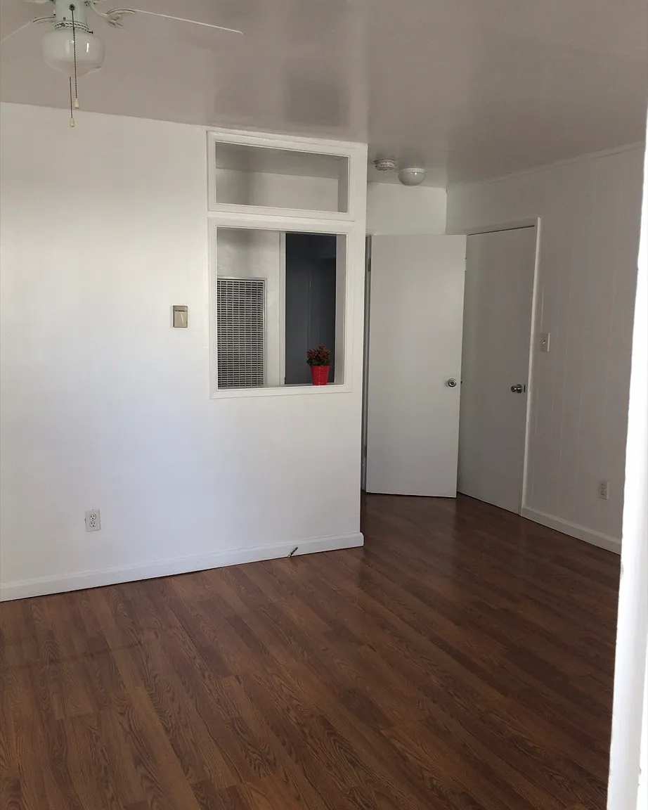 2 bed, 650 sqft, $2,595 — Photo 2