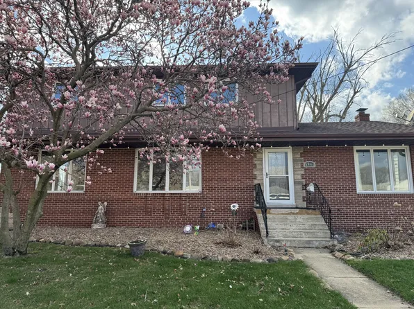 8944 Erie St, Highland, IN 46322
