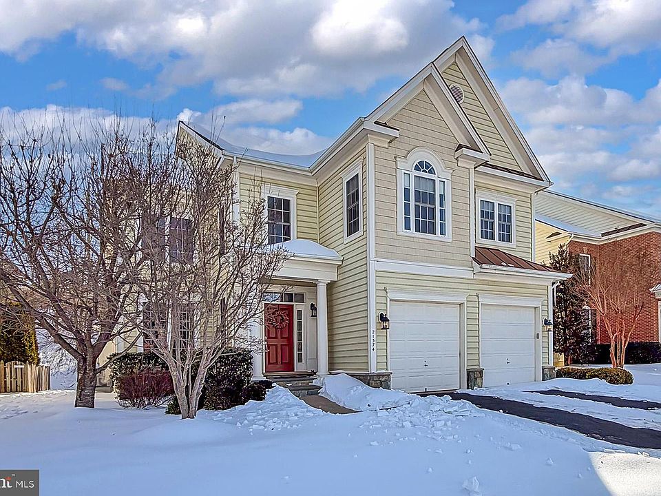 1st image of 21374 Fairhunt Dr