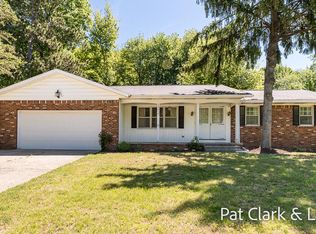 18412 168th Ave, Spring Lake, MI 49456
