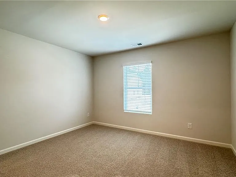 56 Thompson Ridge Ln — Photo 30