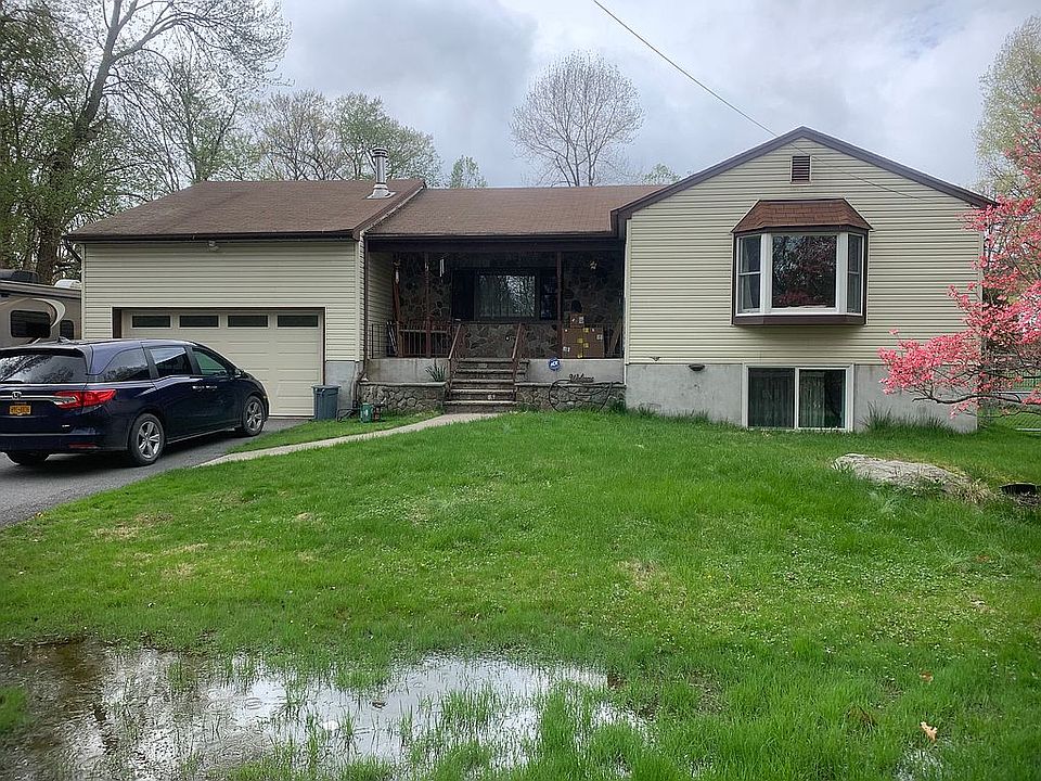1st image of 13 Giovanna St