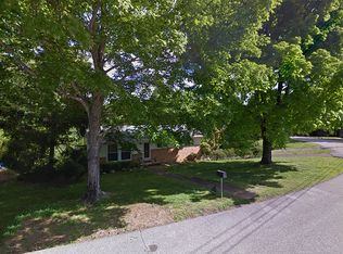 3769 Premium Dr, Chattanooga, TN 37415