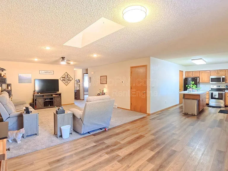 3209 White Elm Ct — Photo 4