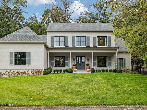 3rd image of 6922 Old Kent Dr