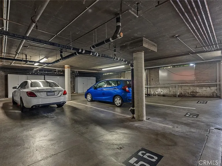 330 W California Blvd — Photo 41