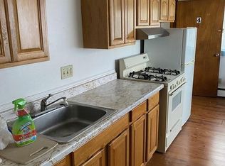 102 Warren Ave APT 4, Marlborough, MA 01752