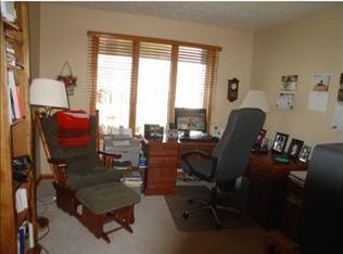 109 Firethorn Rd, Baden, PA 15005