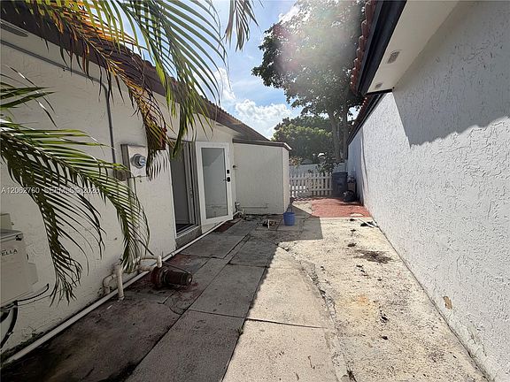 2nd image of 17843 NW 63rd Ct