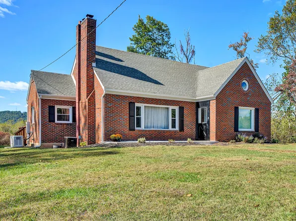 6303 Coopers Mountain Rd, Martinsville, VA 24112