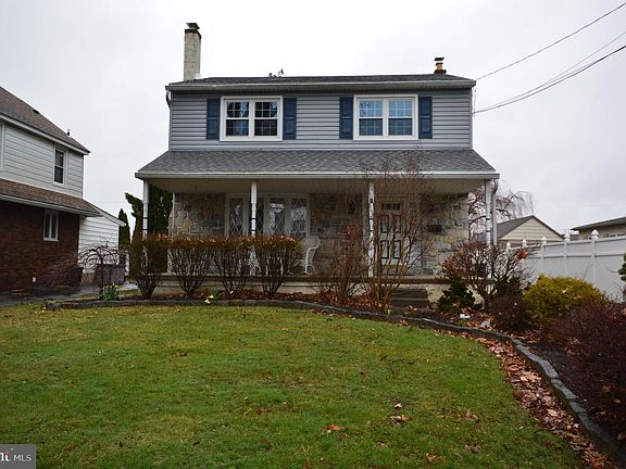 3rd image of 417 Tasker St