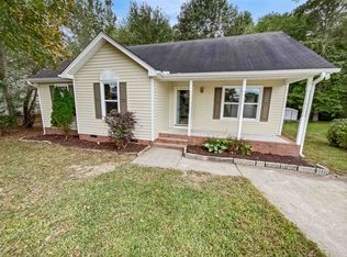 1096 Holly Pointe Dr, Wendell, NC 27591
